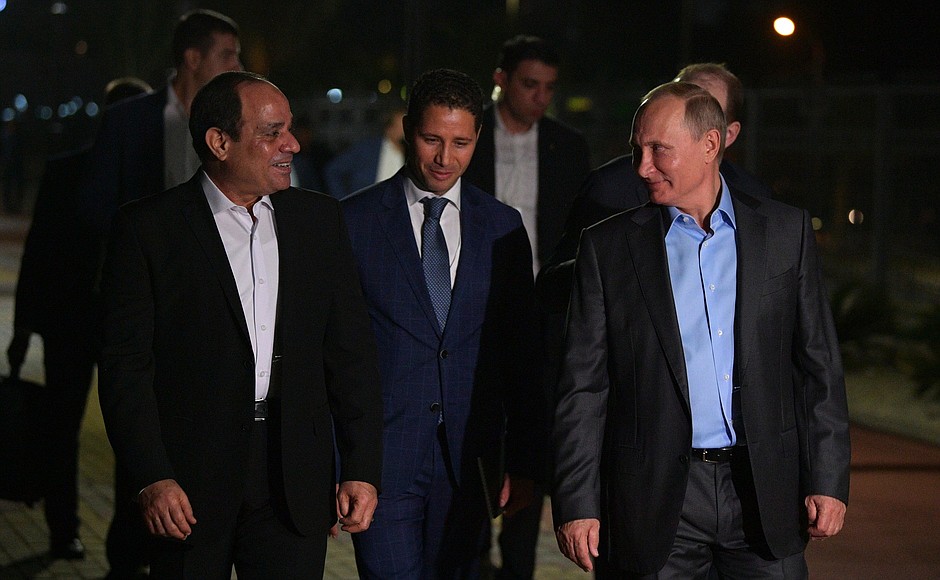 Во время прогулки с Президентом Египта Абдельфаттахом Сиси.