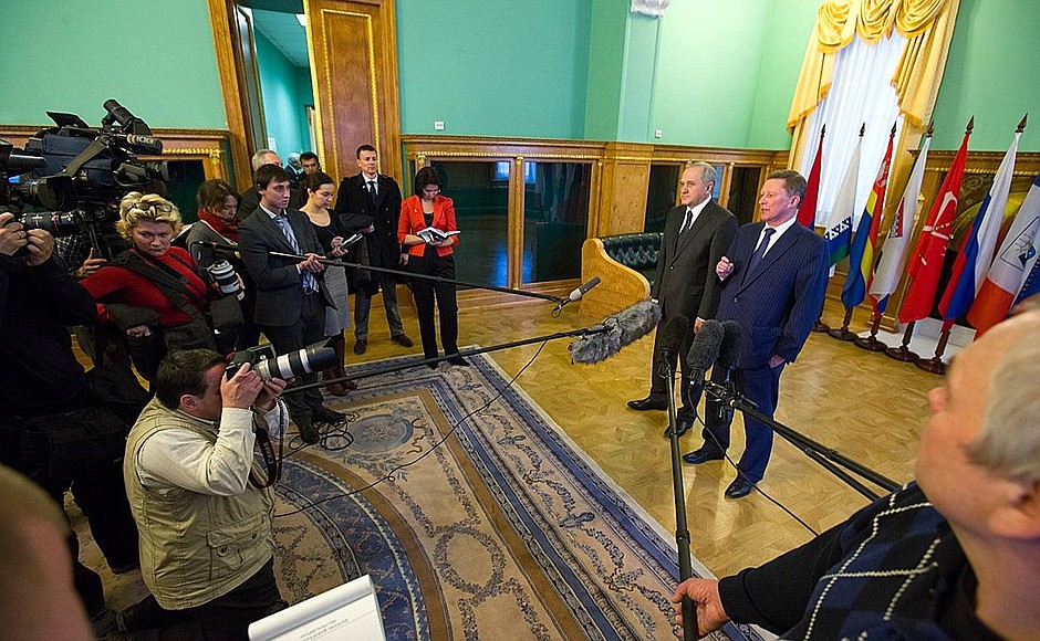 Chief of Staff of the Presidential Executive Office Sergei Ivanov and Presidential Plenipotentiary Envoy to the Northwestern Federal District Vladimir Bulavin.