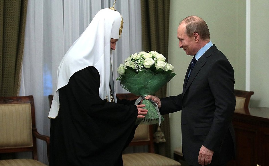 Vladimir Putin congratulated Patriarch Kirill of Moscow and all Russia on the fifth anniversary of his enthronement.