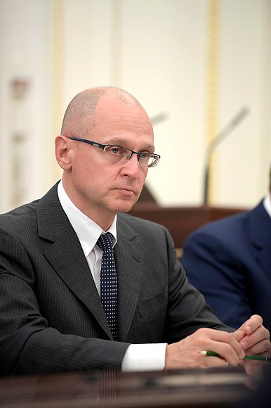 First Deputy Chief of Staff of the Presidential Executive Office Sergei Kirienko at the meeting with Government members.