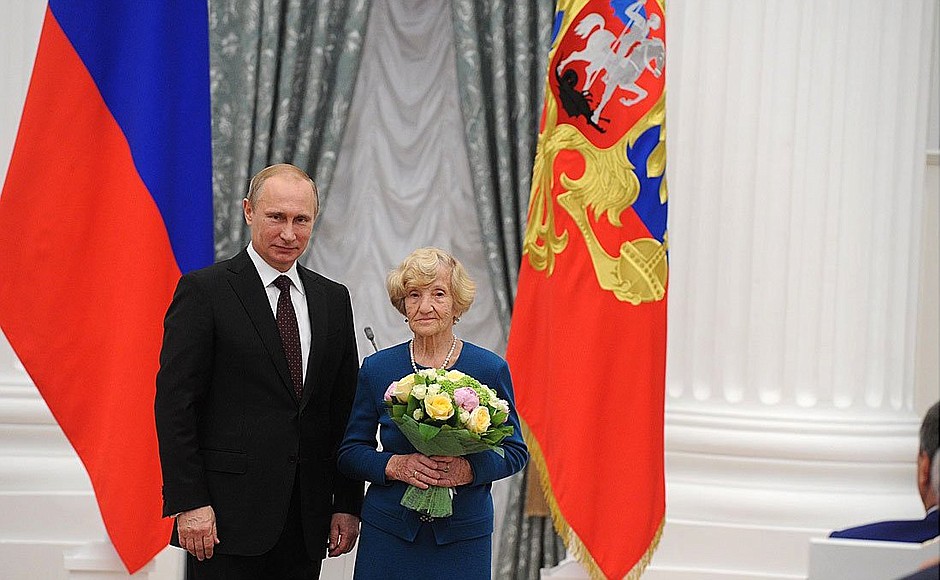 Presenting Russian Federation state decorations. The Order of Friendship is awarded to chief engineer at the Radar-MMS Research, Development and Production company Klavdiya Kuznetsova.