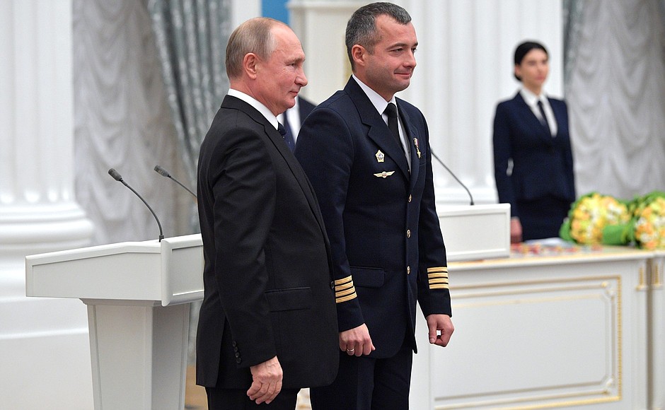 Ceremony for presenting state decorations. The title of Hero of Russia was awarded to Ural Airlines aircraft captain Damir Yusupov.