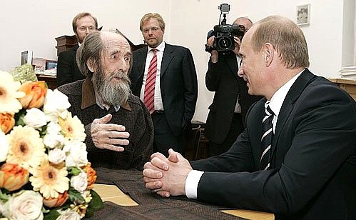 С Александром Солженицыным.