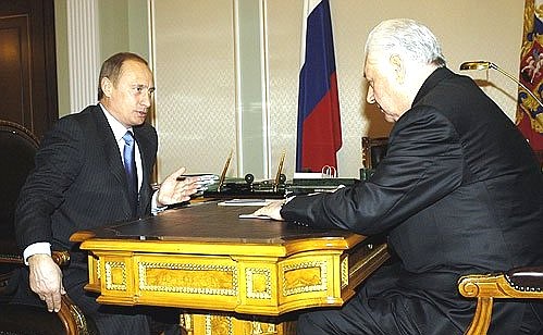 Рабочая встреча с Председателем Госсовета Дагестана Магомедали Магомедовым.