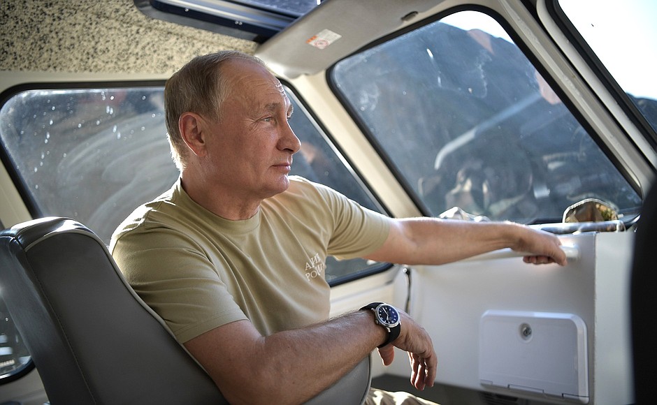 Владимир Путин провёл выходные в Туве.
