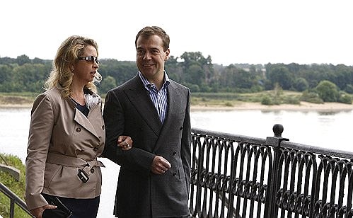Прогулка по набережной города со Светланой Медведевой.