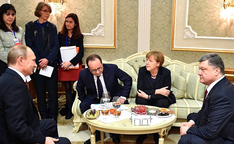 President of Russia Vladimir Putin, President of France Francois Hollande, Federal Chancellor of Germany Angela Merkel, President of Ukraine Petro Poroshenko at the talks in the Normandy format.