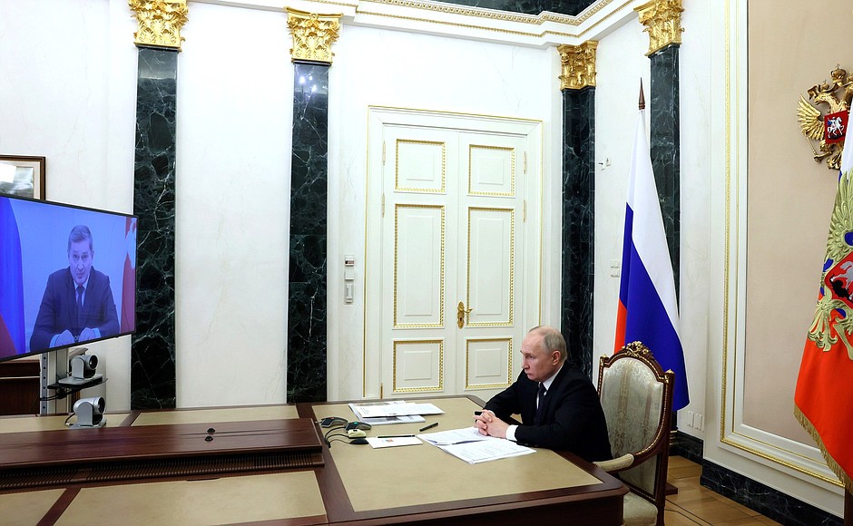 Meeting with Volgograd Region Governor Andrei Bocharov (via videoconference).
