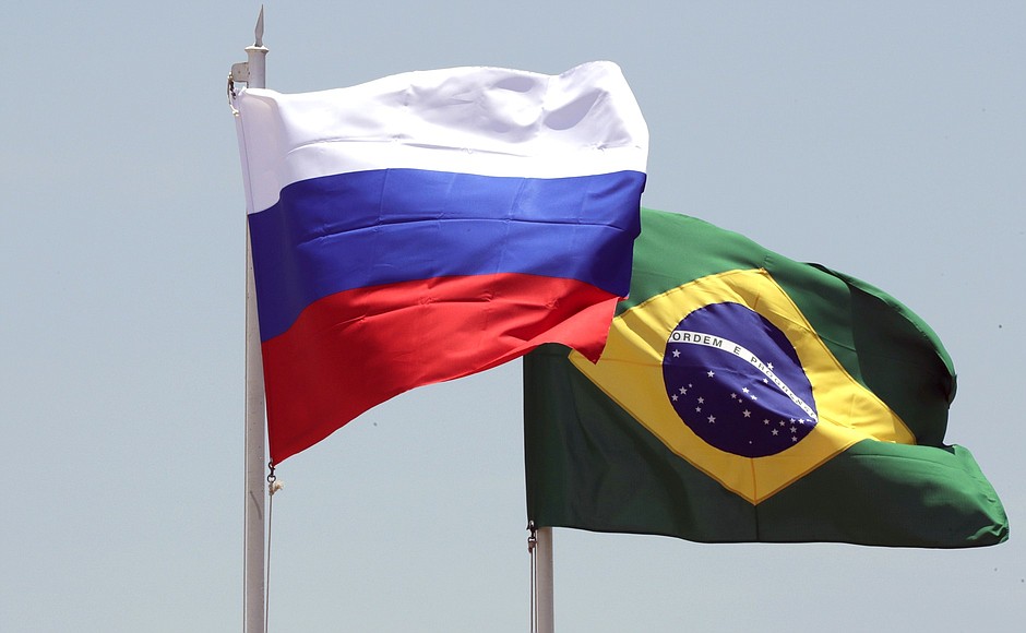 Vladimir Putin arrived in Brasilia to take part in BRICS Summit.