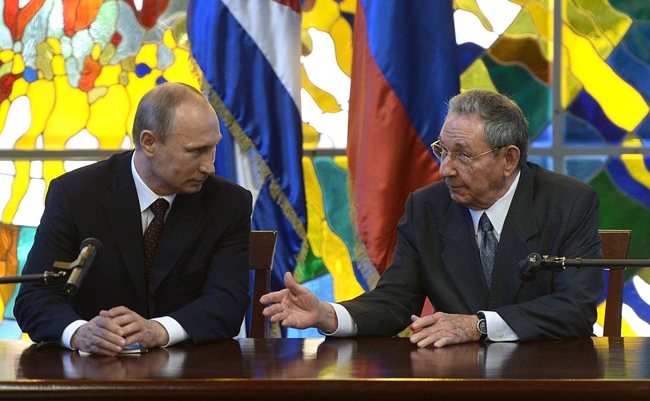 Заявления для прессы по итогам российско-кубинских переговоров. С Председателем Государственного совета и Совета министров Кубы Раулем Кастро.