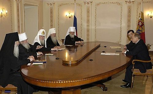 President Putin meeting with Patriarch of Moscow and All Russia Alexii II, Primate of the Overseas Russian Orthodox Church Metropolitan Laurus and Archbishop Mark of Berlin, Germany and Great Britain.