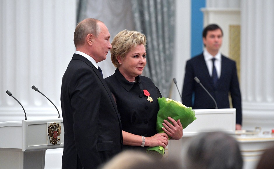 Ceremony for presenting state decorations. The Order for Services to the Fatherland IV degree was awarded to Yelena Gagarina, Director General of the Moscow Kremlin State Historical and Cultural Museum and Reserve.