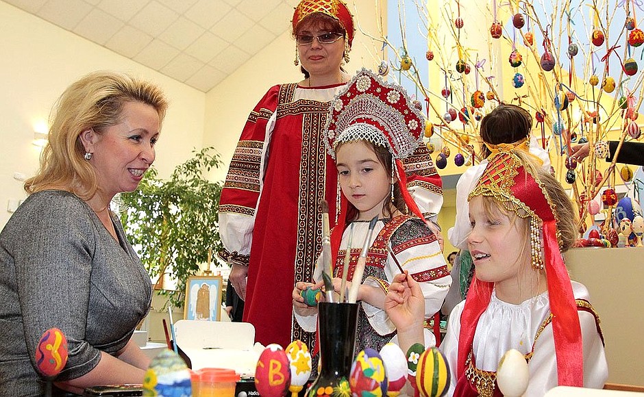 At an exhibition devoted to the celebration of Easter at a Moscow magnet school.