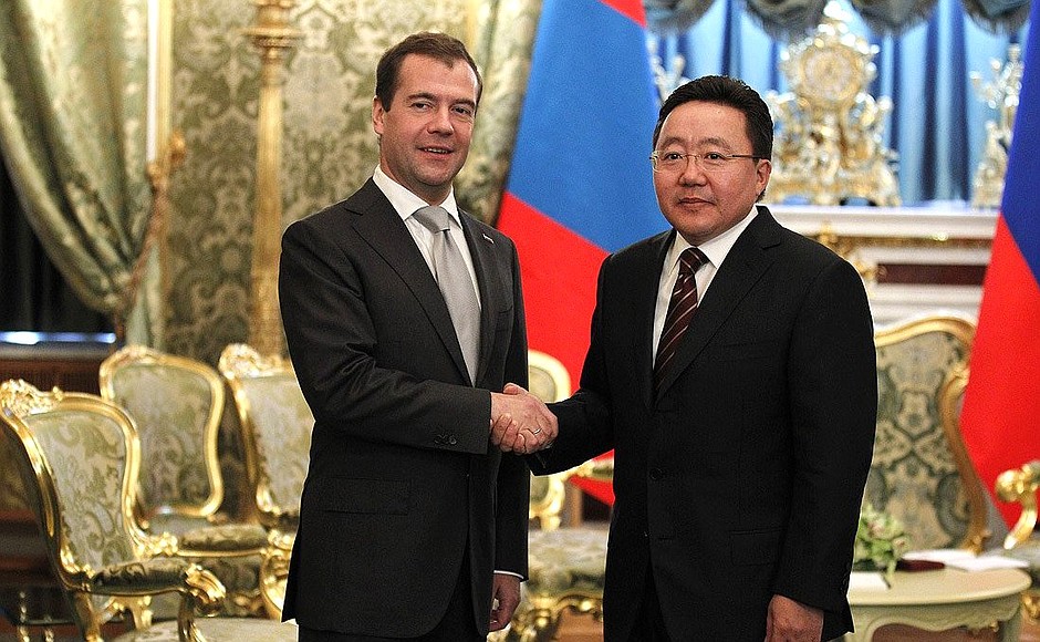 С Президентом Монголии Цахиагийном Элбэгдоржем.