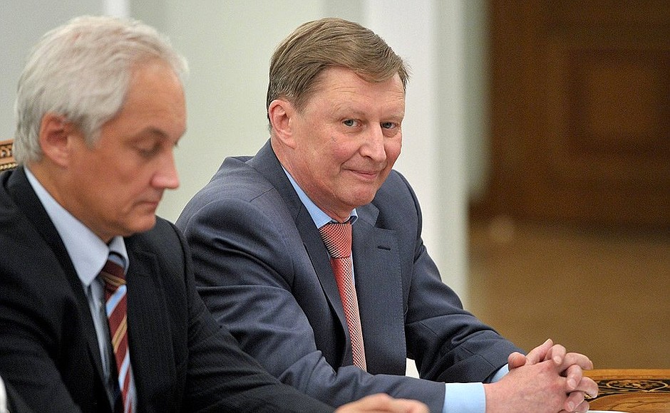 Meeting on developing the banking system. Presidential Aide Andrei Belousov (left) and Chief of Staff of the Presidential Executive Office Sergei Ivanov.