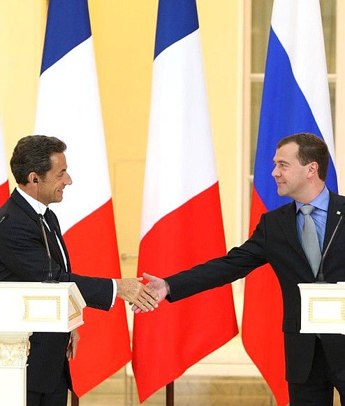 С Президентом Франции Николя Саркози.