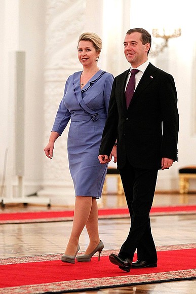 Dmitry and Svetlana Medvedev before the start of Russian-Armenian talks.