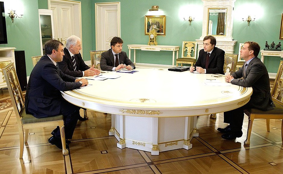 At a meeting with United Russia’s leadership (left to right): Secretary of United Russia's General Council Presidium Vyacheslav Volodin, Chairman of United Russia's Supreme Council and State Duma Speaker Boris Gryzlov, Chairman of United Russia's Central Executive Committee Andrei Vorobyev, and First Deputy Chief of Staff of the Presidential Executive Office Vladislav Surkov.