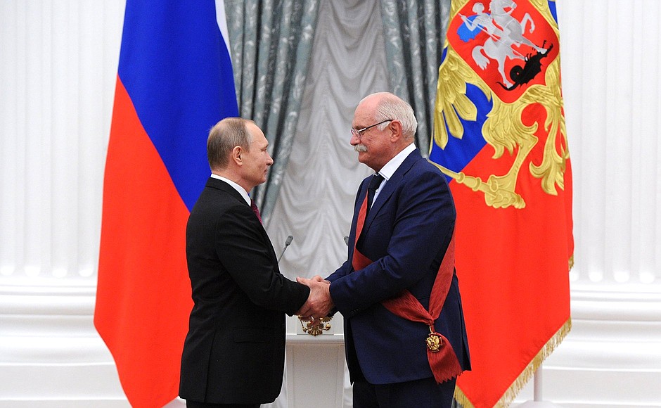 Presentation of state decorations. Film director and Chairman of the Russian Cinematographers’ Union Nikita Mikhalkov is awarded the Order for Services to the Fatherland, I degree.