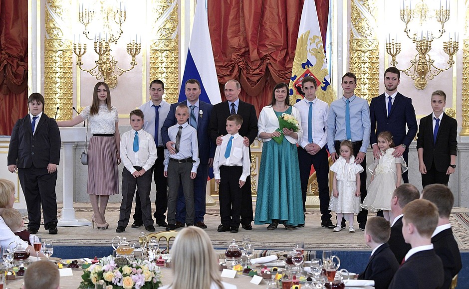 The Order of Parental Glory was awarded to Ksenia and Sergei Shitov from Astrakhan Region.