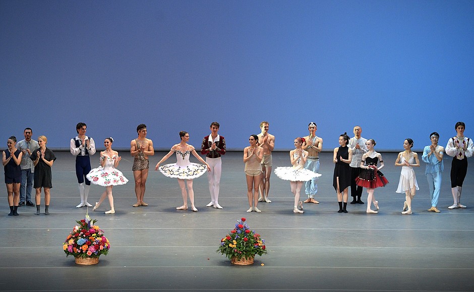 President of Russia Vladimir Putin and President of Brazil Michel Temer attended a performance by winners of the XIII International Ballet Competition and Contest of Choreographers at the State Academic Bolshoi Theatre.