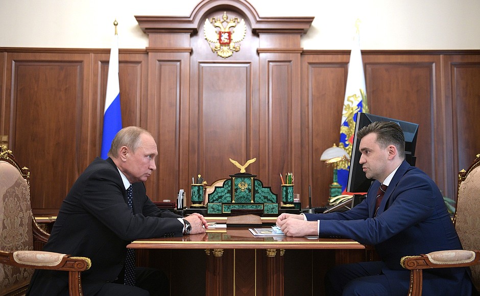 С временно исполняющим обязанности губернатора Ивановской области Станиславом Воскресенским.