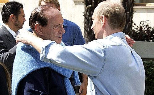 Отъезд Председателя Совета министров Италии Сильвио Берлускони из резиденции Президента России.