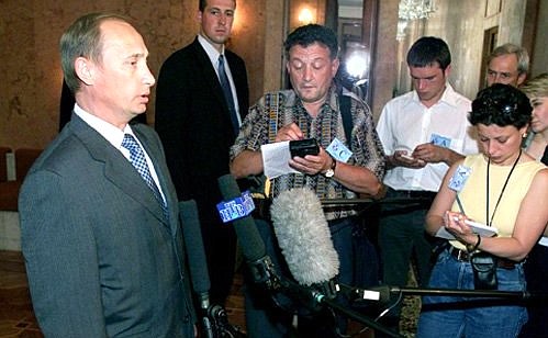 President Putin talking with journalists.