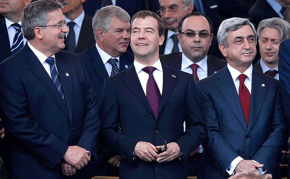 Military parade marking 150th anniversary of Italy’s unification. With President of Poland Bronislaw Komorowski (left) and President of Armenia Serzh Sargsyan.