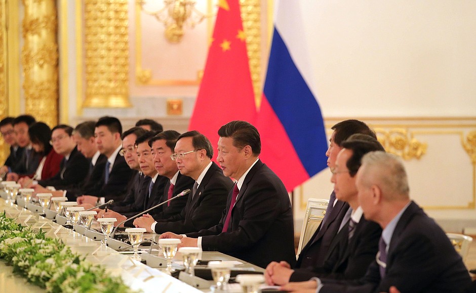 Russian-Chinese talks in expanded format.