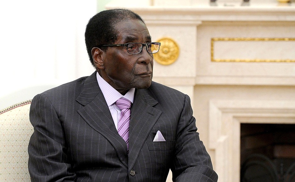 Президент Зимбабве, председатель Африканского союза Роберт Мугабе.