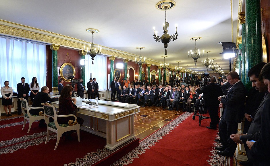 Владимир Путин и Кристина Фернандес де Киршнер сделали заявления для прессы по итогам российско-аргентинских переговоров.