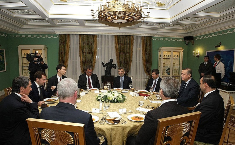 Рабочий обед с Премьер-министром Турции Реджепом Тайипом Эрдоганом.