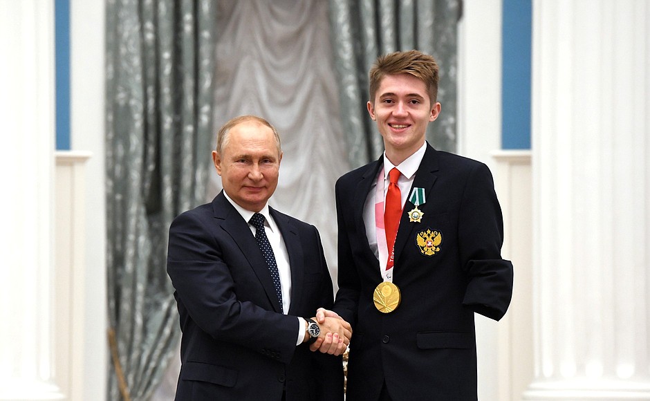 Presenting state decorations to winners of the 2020 Summer Paralympic Games in Tokyo. Daniil Smirnov, swimming champion of the Paralympics, receives the Order of Friendship.