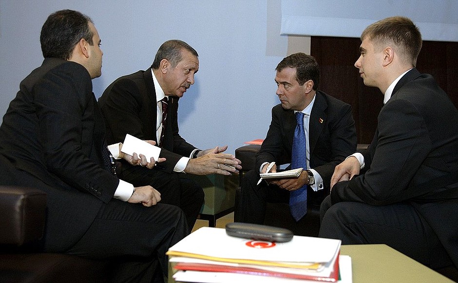 С Премьер-министром Турции Реджепом Тайипом Эрдоганом.