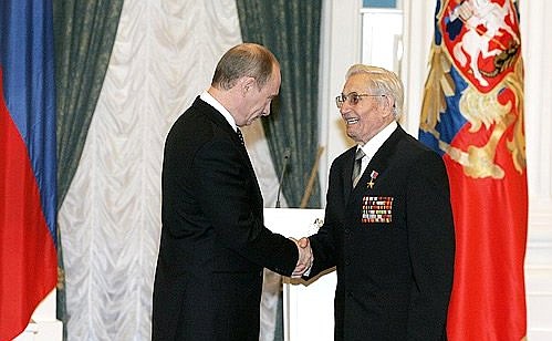 Ceremony for the presentation of state awards. Retired Colonel and veteran of the Great Patriotic War Pavel Siutkin receives the title Hero of Russia.