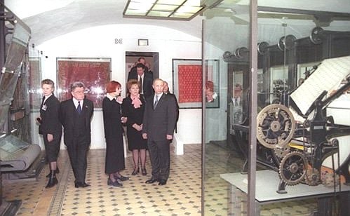 Acting President Vladimir Putin visiting the Ivanovo Chintz Museum.