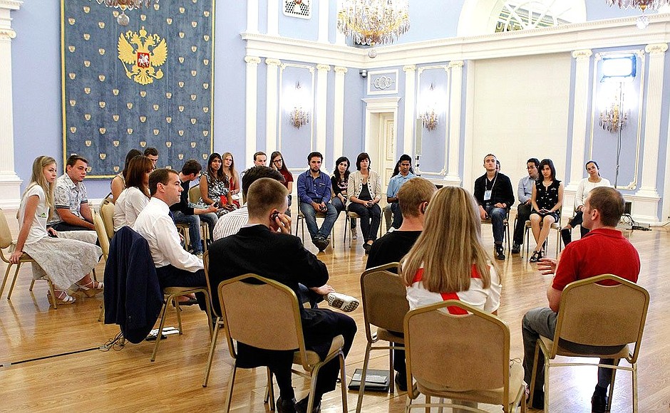 Meeting with participants of the Seliger 2011 National Youth Education Forum.