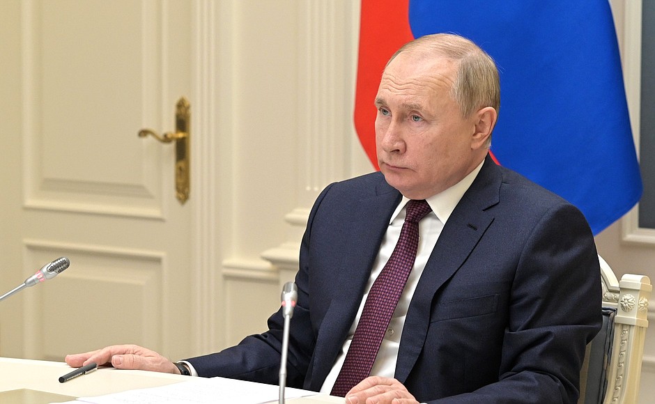 Vladimir Putin observes strategic deterrence forces exercise in the Kremlin’s situation room.