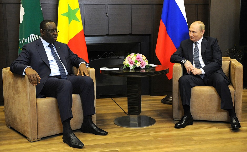Встреча с Председателем Африканского союза, Президентом Сенегала Макки Саллом.
