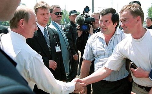President Vladimir Putin with Chisinau residents.