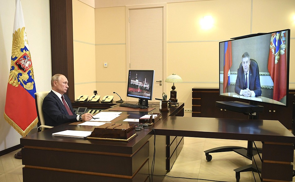 Meeting with Bryansk Region Governor Alexander Bogomaz via videoconference.