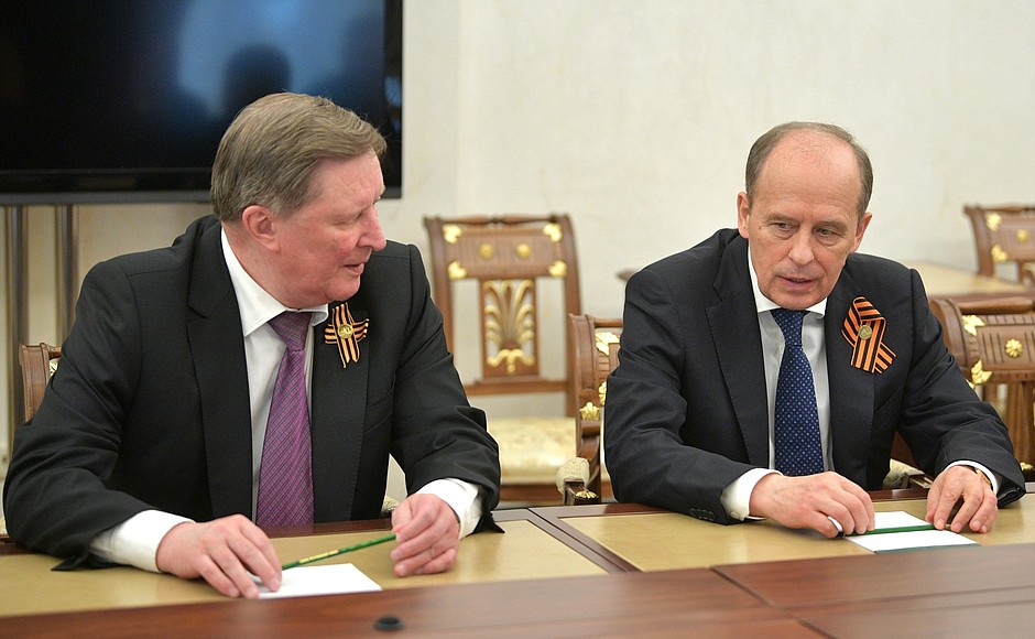 Special Presidential Representative for Environmental Protection, Ecology and Transport Sergei Ivanov (left) and Director of the Federal Security Service Alexander Bortnikov before a meeting with permanent members of the Security Council.
