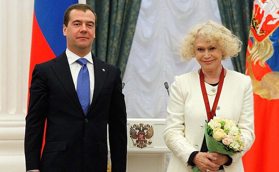 Presenting state decorations. Svetlana Nemolyaeva, actress at the Moscow Mayakovsky Academic Theatre, was awarded the Order for Services to the Fatherland, III degree.
