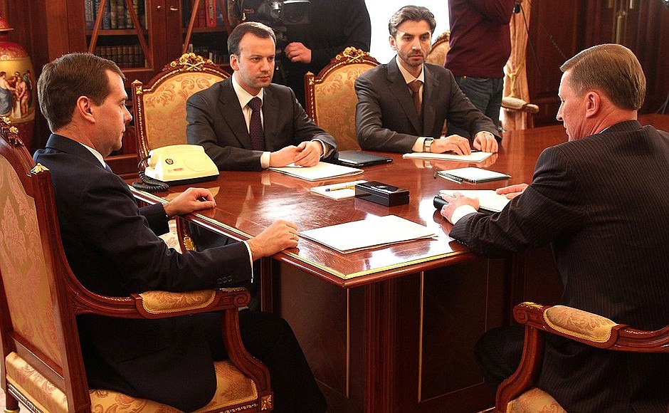 With Chief of Staff of the Presidential Executive Office Sergei Ivanov (right), Presidential Aide Arkady Dvorkovich (second from left), and Presidential Adviser Mikhail Abyzov.