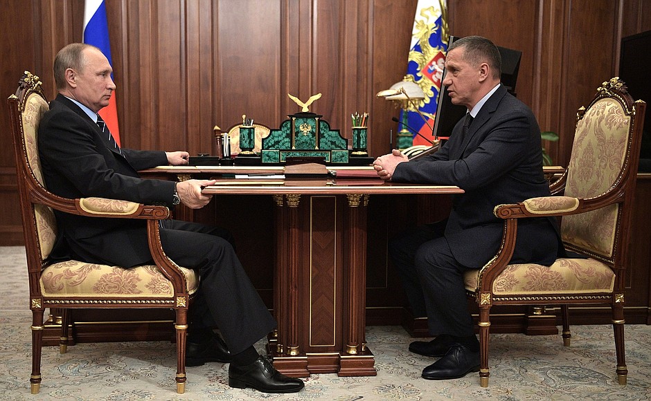 With Deputy Prime Minister and Presidential Plenipotentiary Envoy to the Far Eastern Federal District Yury Trutnev.