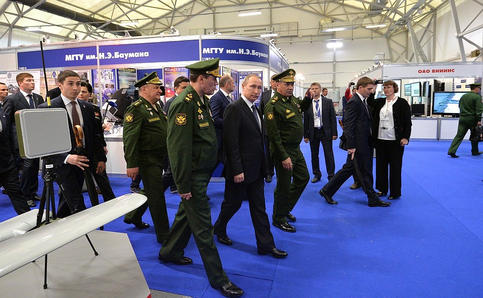 Visiting the International Military-Technical Forum ARMY-2015.