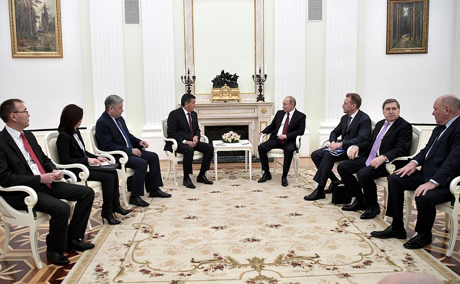 Встреча с Президентом Киргизской Республики Сооронбаем Жээнбековым.