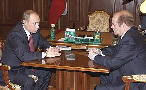 С губернатором Оренбургской области Алексеем Чернышевым.