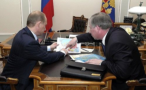 President Putin meeting with Viktor Cherkesov, Chairman of the State Committee for the Control of the Circulation of Narcotic and Psychotropic Substances.